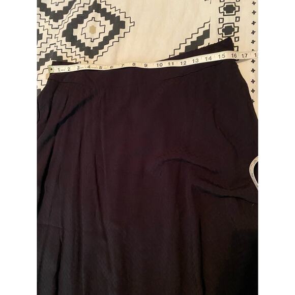 Midi Skirt Bundle of 3 Black and White Skirts - Picture 5 of 14